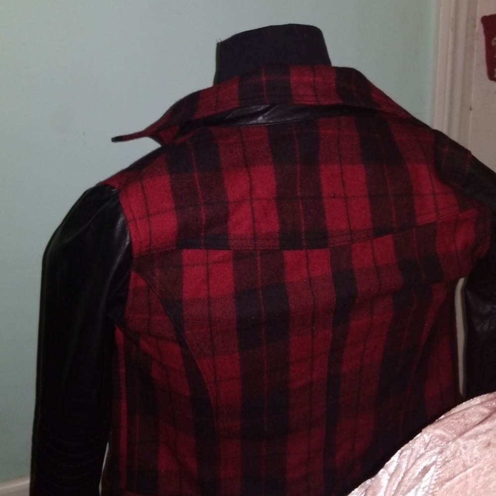 Jacket - Picture 3 of 3